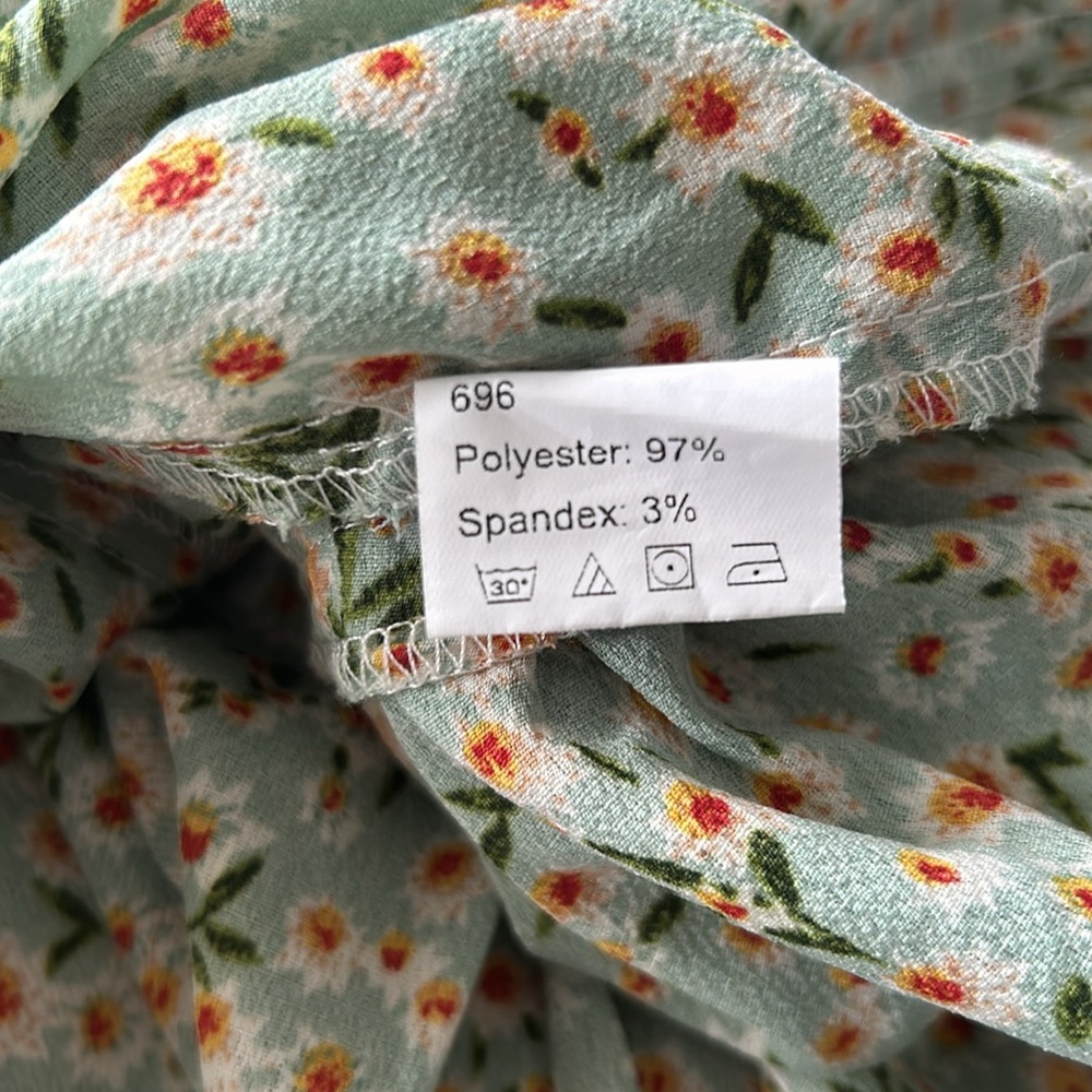 💕 Shein Light Green Floral Print Mini Sundress Adjustable Tie V-Neck Size 4 - Picture 13 of 14